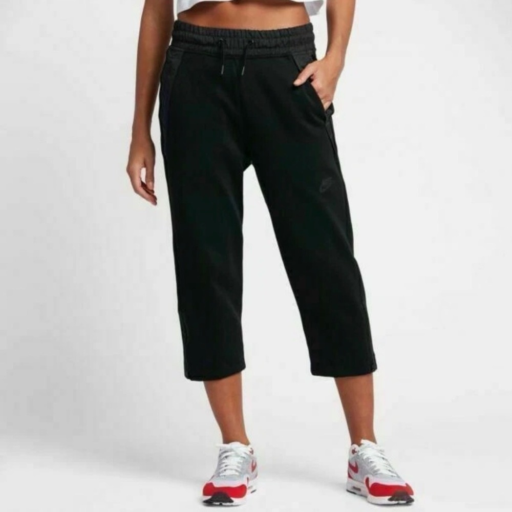 Nike Sportswear Tech Pack Fleece Crop Sneaker Pants Black Women Size Small NWT